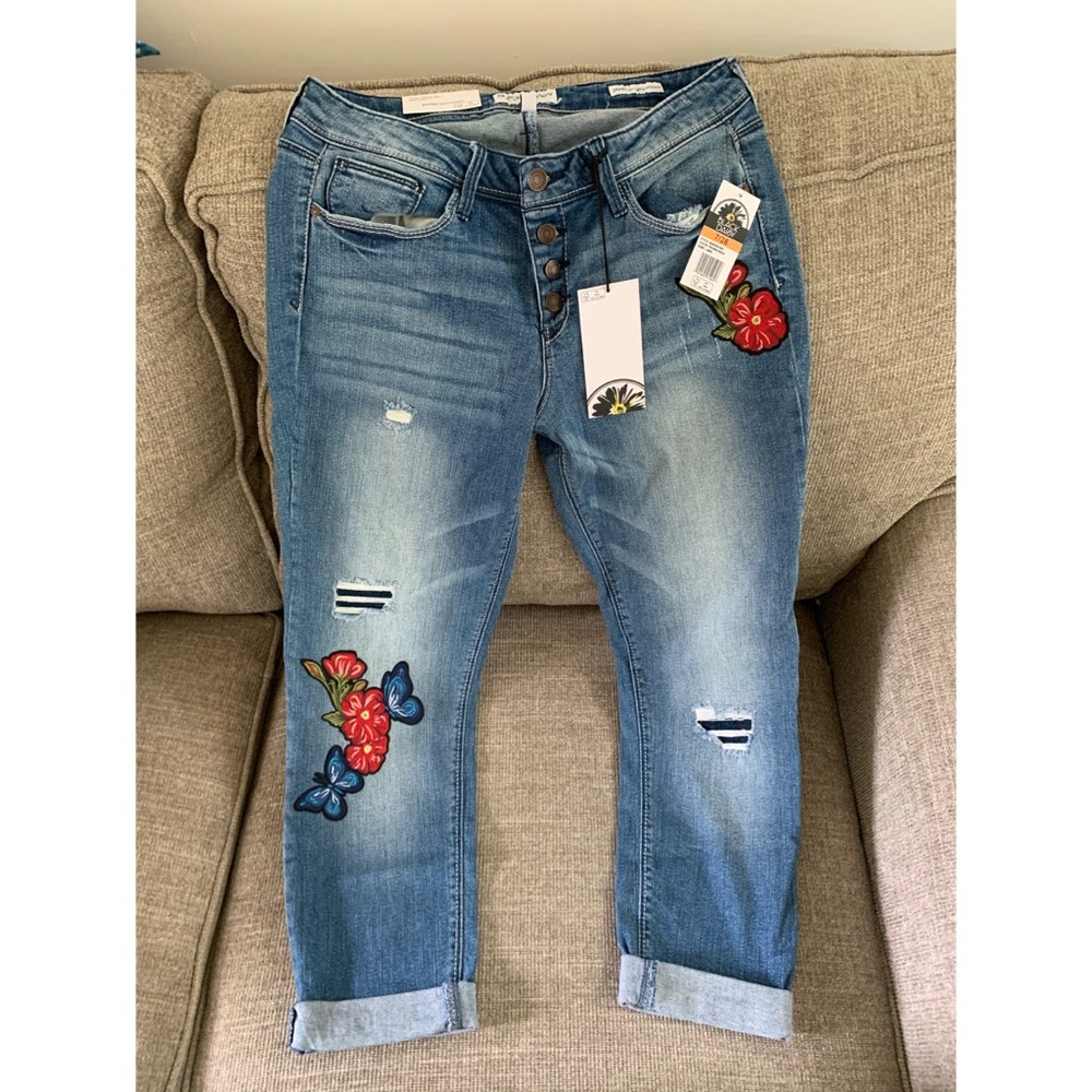 Black Daisy Floral Jeans